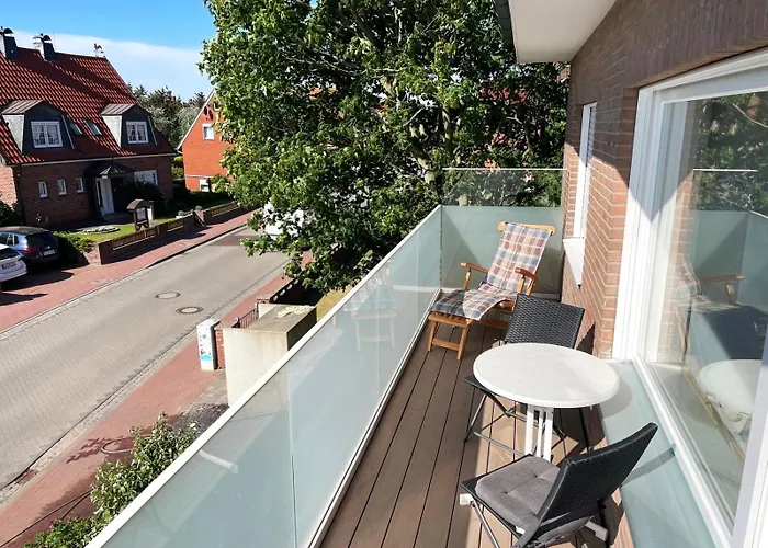 Nordhelm 15 Siedlung, Orson's Huett 公寓 *